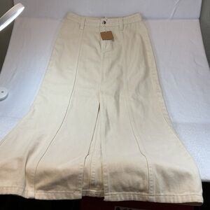 Blu Pepper Cream A-Line Skirt size M. 0628